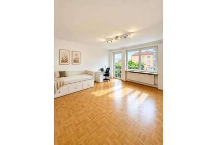 WG-Zimmer in Augsburg 725,00 € 28 m²