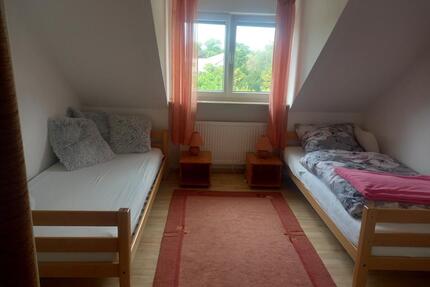 Studentenzimmer mit eigenem Bad ohne Küche - Frankfurt am Main Schwanheim