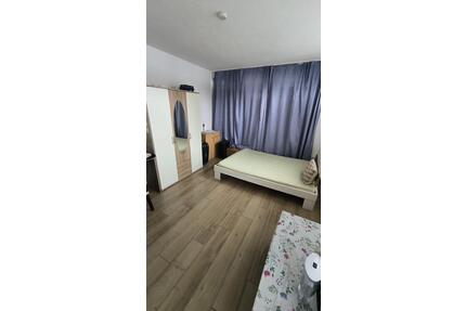 WG Zimmer Frauen wg zum vermieten in Schwenningen ab sofort - Villingen-Schwenningen