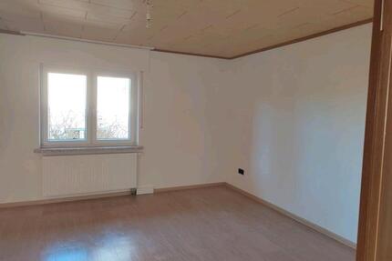 5 Zimmer Altbauwohnung zu vermieten - Windhagen
