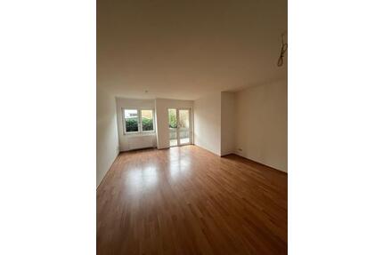 3-Zimmer-Wohnung im EG mit Balkon – NUR MIT WBS ! - Wuppertal