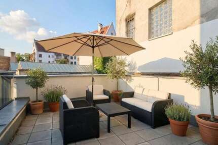 WG-Zimmer in Augsburg 640,00 € 113 m²