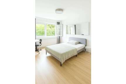 WG-Zimmer in Germering 750,00 € 10 m²