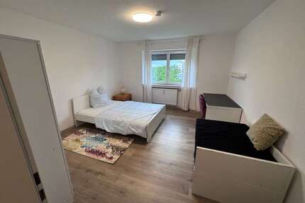 WG-Zimmer in Königsbrunn 690,00 € 15 m²