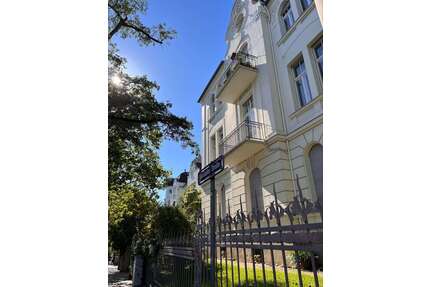 Wohnung zum Mieten in Wiesbaden 1.750,00 € 138 m²