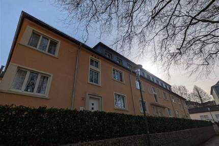 Modernisierte 2-Zimmer Dachgeschosswohnung in ruhiger Lage. - Lüdenscheid