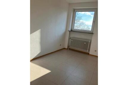 WG Zimmer frei - 205,00&nbsp;EUR Kaltmiete, ca.&nbsp; 11,00&nbsp;m&sup2; in Marburg (PLZ: 35043) Cappel