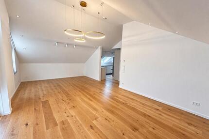 4,5 Zimmer Wohnung - 1.400,00&nbsp;EUR Kaltmiete, ca.&nbsp; 90,00&nbsp;m&sup2; in Leonberg (PLZ: 71229)