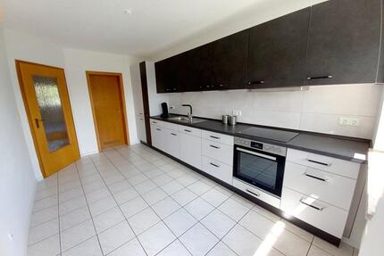 Sonnige 3-Zimmer Wohnung, ab 01.07.26 in Pirk zu vermieten