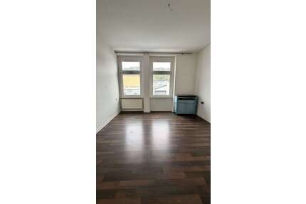 Wohnung zum Mieten in Wuppertal 420,00 € 65 m²
