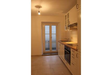 Charmante 2,5-Zimmer Wohnung im 1. OG in Augsburg-Innenstadt