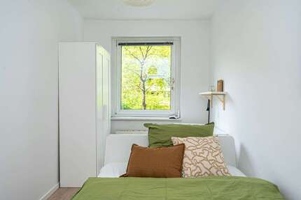 WG-Zimmer in Berlin 630,00 € 10 m²