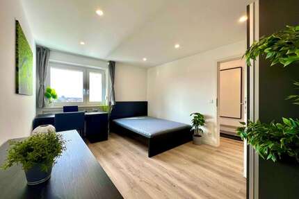 WG-Zimmer in München 900,00 € 15 m²