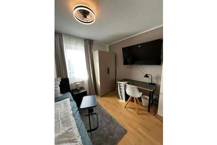 WG-Zimmer in Frankfurt am Main 645,00 € 12 m²