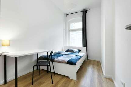 WG-Zimmer in Berlin 715,00 € 11 m²
