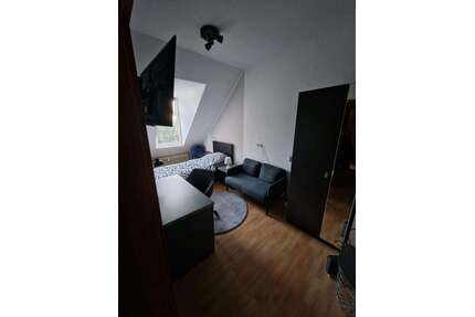 WG-Zimmer in Frankfurt am Main 615,00 € 14 m²