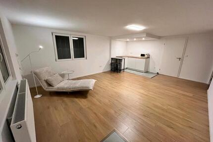 Möblierte 1-Zimmer Wohnung - nur an Pendler! - Tiefenbronn