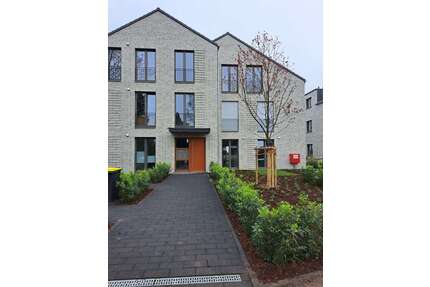 Wohnung zum Mieten in Düsseldorf 1.900,00 € 98 m²