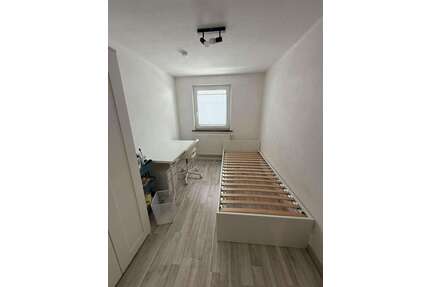 WG-Zimmer in Stuttgart 550,00 € 10 m²