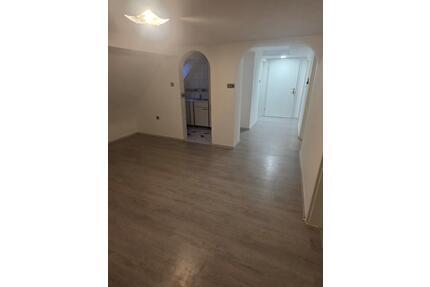 3 Zimmer Küche Bad - 700,00&nbsp;EUR Kaltmiete, ca.&nbsp; 70,00&nbsp;m&sup2; in Saarbrücken (PLZ: 66130) Brebach-Fechingen