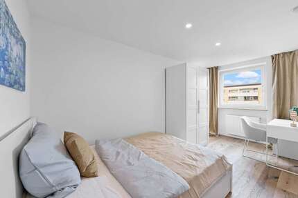 WG-Zimmer in München 800,00 € 15 m²