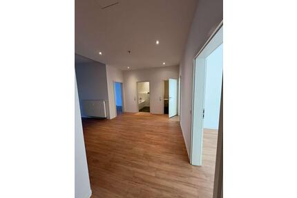 WG geeignete 3 Zimmer-Studentenwohnung inkl. Küche neben dem Rhein-Center! [VAC-16643] - Köln Lindenthal