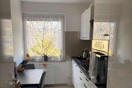 3-Zimmer Wohnung mit Einbauküche & Balkon in Solingen - Euskirchen