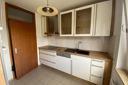 2 Zimmer Wohnung mit Balkon, Tiefgarage und Aufzug - Wuppertal