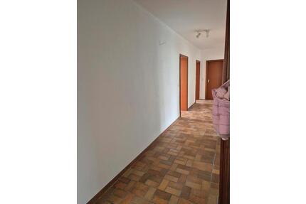 EG-Wohnung 4 Zimmer in Maxhütte Haidhof - Regenstauf