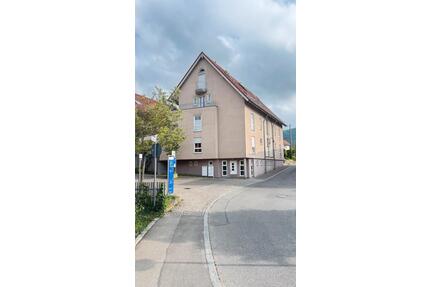 Sehr schönes 2,5 Zimmer Wohnung in Beuren zu vermieten - Nürtingen