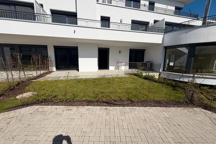 2-Zimmer Neubauwohnung in Traumanlage mit Garten und TG ab sofort - Köln Porz