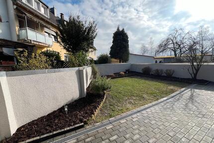 Moderne 2 Zimmer Wohnung - 940,00&nbsp;EUR Kaltmiete, ca.&nbsp; 65,00&nbsp;m&sup2; in Duisburg (PLZ: 47137) Mittelmeiderich