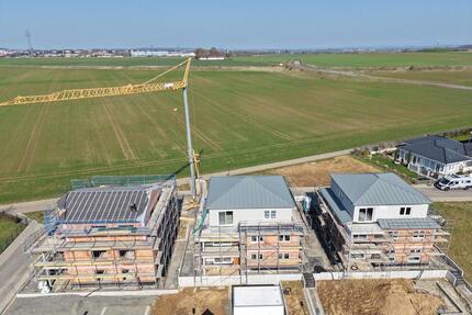 Erstbezug: Moderne 4-Zimmer Obergeschoss mit Balkon in Wöllstadt