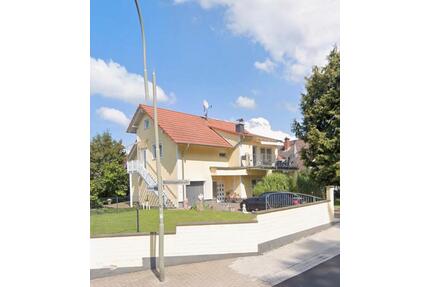 5-Zimmer Dachgeschosswohnung mit Terrasse & Garten in Altenstadt