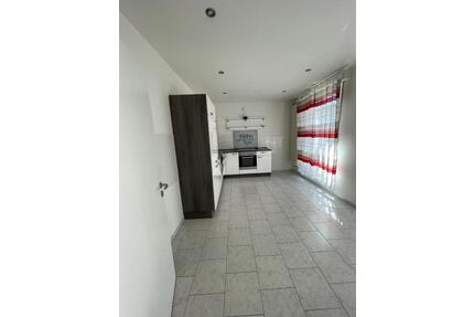 Tolle große 4 Zimmer Wohnung in Möhnesee Günne zum 1.6. frei - Welver