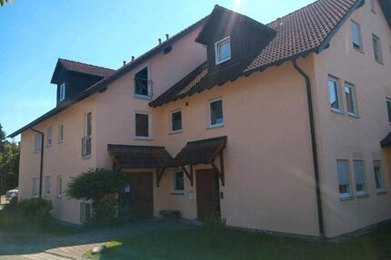 3 12 Zimmer Dachgeschoss Wohnung mit Garage und Stellplatz - Michelbach an der Bilz