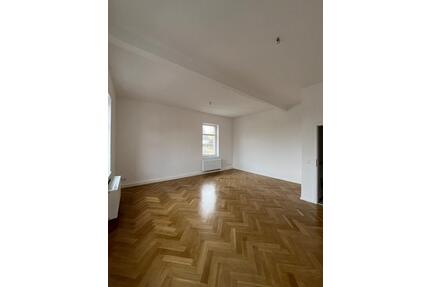 Moderne 3-Zimmer Wohnung mit Garten - Stützengrün