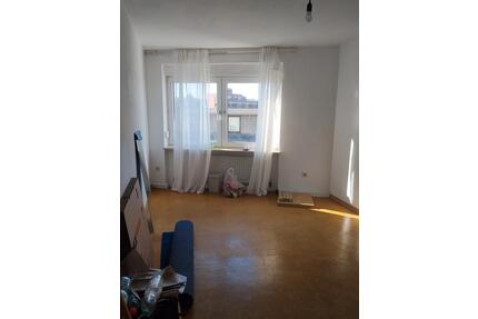 Ein Zimmer zu vermieten nur für Mädels - Koblenz Bubenheim