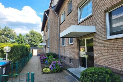 3,5 Zimmer - Wohnung, Moers Repelen + Garage - Duisburg Hochheide