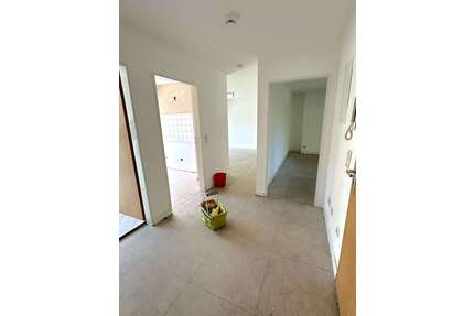 Wohnung zum Mieten in Essen 305,00 € 47.91 m²