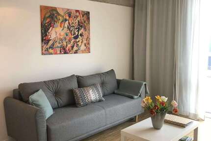 Wohnen auf Zeit in Höhenkirchen-Siegertsbrunn 1.750,00 €