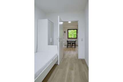 WG-Zimmer in Düsseldorf 619,00 € 15 m²