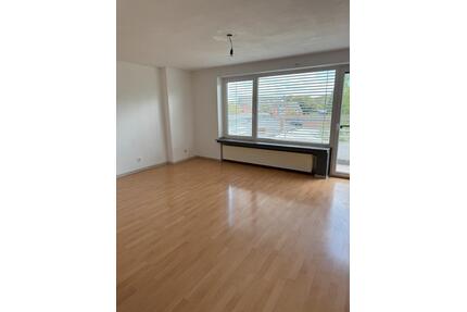 Tolle 2 Zimmer Wohnung - 900,00&nbsp;EUR Kaltmiete, ca.&nbsp; 67,50&nbsp;m&sup2; in Neuss (PLZ: 41464) Augustinusviertel