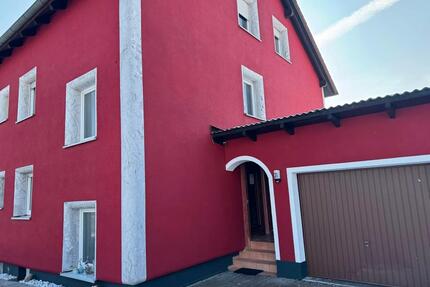 3 Zimmer DG-Wohnung in ThanhausenWenzenbach