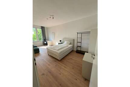 WG-Zimmer in Düsseldorf 690,00 € 15 m²