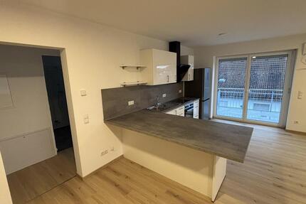 3-Zimmer Dachgeschoss Wohnung in energieeffizientem KFW55 Haus - Urmitz