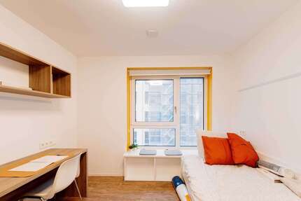 WG-Zimmer in Berlin 530,00 € 11.9 m²