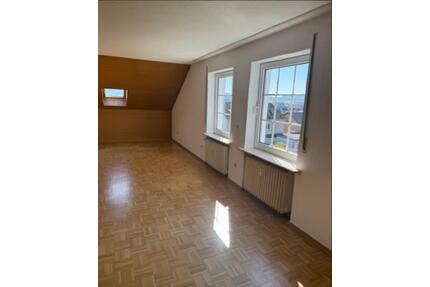 Helle 3-Zimmer-Dachgeschosswohnung in Vellmar – ruhige Lage
