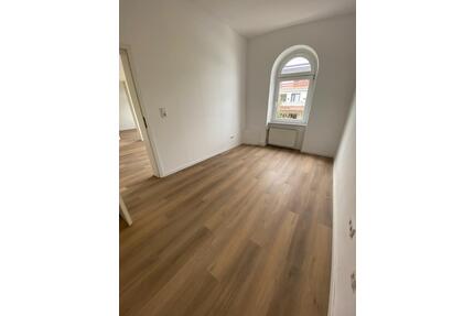 Neu sanierte 3-Zimmer-Wohnung – 75 m² – mit Gartennutzung – Wuppertal
