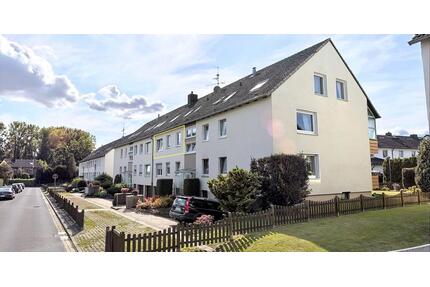 Schöne helle 2 Zimmer Wohnung - Balkon - Garage - Pattensen